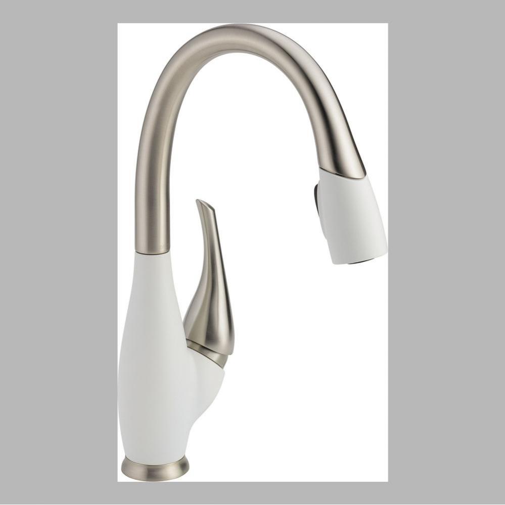 Delta Fuse: Single Handle Pull-Down Kitchen